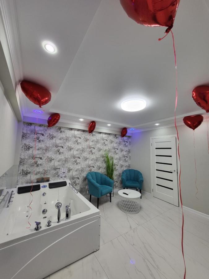 Vip Apartment For Lovers In คีชีเนา ภายนอก รูปภาพ
