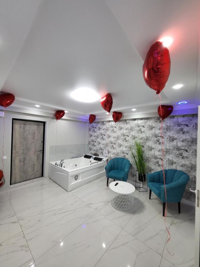 Vip Apartment For Lovers In คีชีเนา ภายนอก รูปภาพ